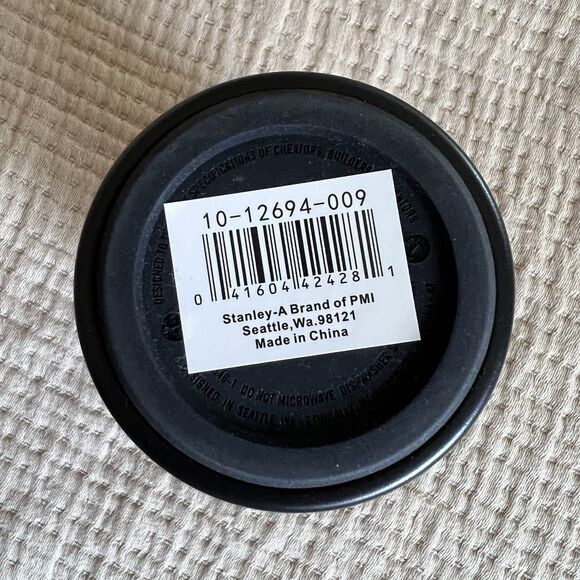 Stanley Stainless Steel The Everyday Can Cooler Can Chiller 10oz 295mL Black NEW - Picture 4 of 9